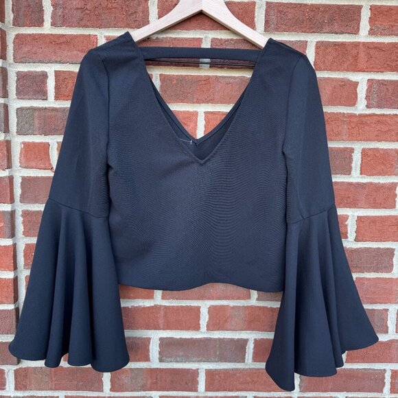 Lulus Cropped Top Womens Small Black Bell Sleeves Witchy Goth Glam - Picture 2 of 8